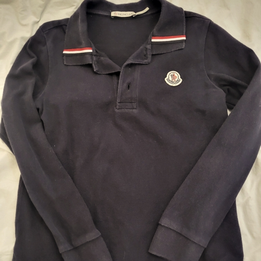 Moncler long sleeve size 8 years old